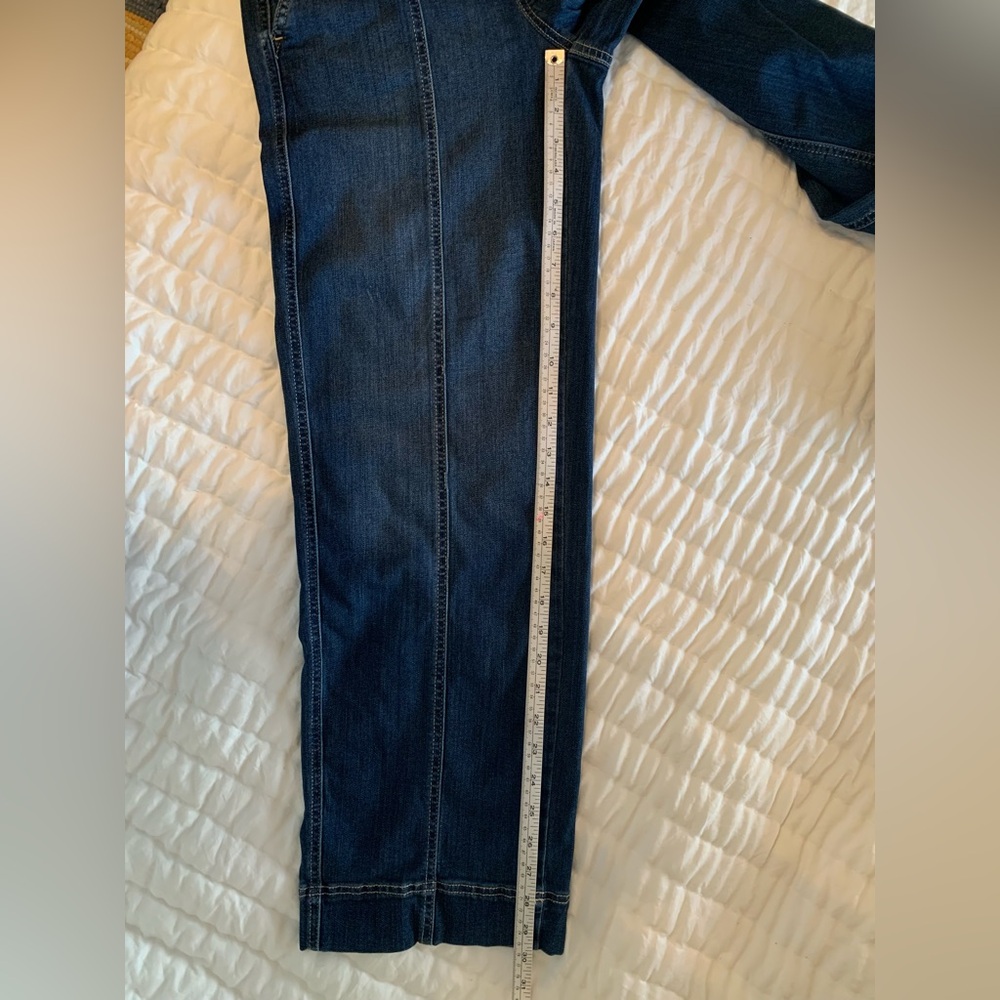 Chico’s Wide-Leg Pull On Women's Jeans - Dark Blue - Picture 3 of 6
